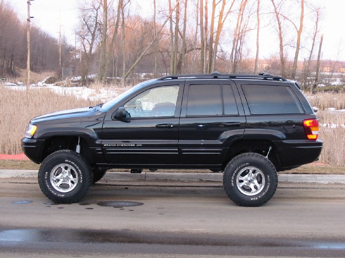 '04 Blue Jeep Grand Cherokee