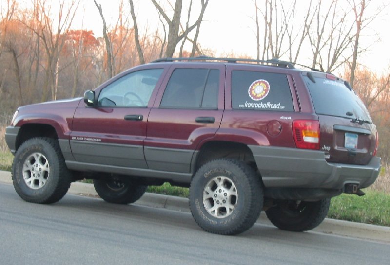Wj 4 Foundation Series Lift Kit Iron Rock Off Road