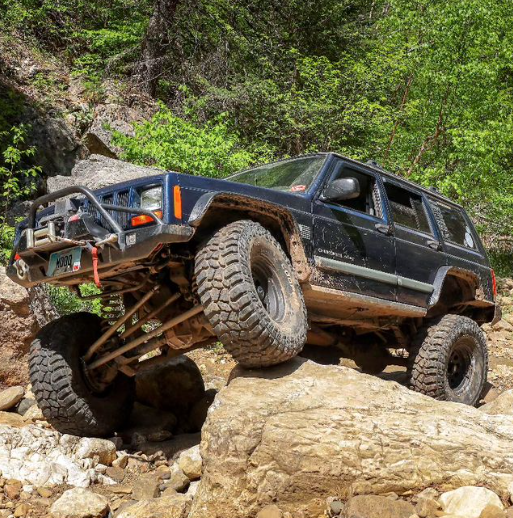 Iron Rock Off Road: XJ Structural Rocker Armor